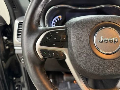 Used 2018 Jeep Grand Cherokee Limited AWD/4WD image 19