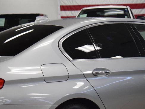 Used 2018 BMW 540i image 30