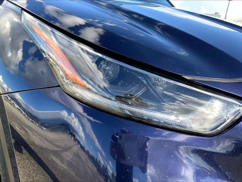 Used 2021 Toyota Highlander XSE image 27
