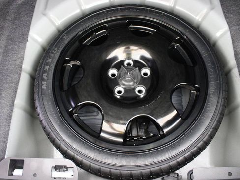 Used 2025 Ford Mustang Premium RWD image 73