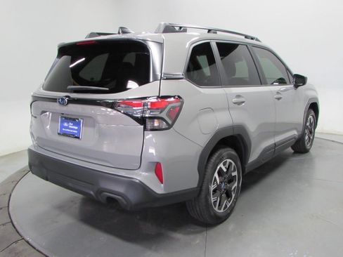 Used 2026 Subaru Forester Premium AWD/4WD image 7