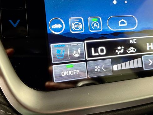 Used 2023 Subaru Outback Touring XT image 22