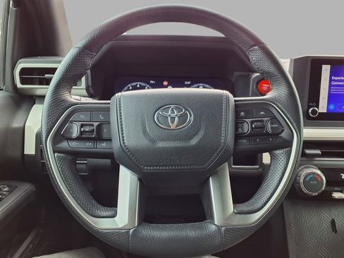 Used 2024 Toyota Tacoma TRD Off-Road image 16