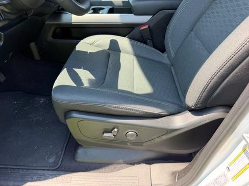 Used 2025 RAM 1500 Big Horn AWD/4WD image 17