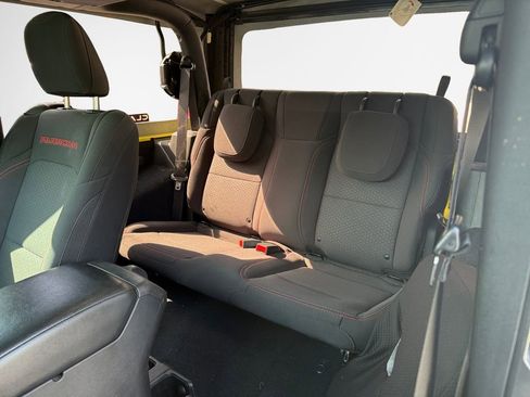 Used 2023 Jeep Wrangler Rubicon image 23