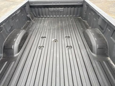 Used 2024 GMC Sierra 3500 SLT w/ SLT Premium Package image 11