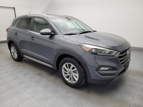 Used 2017 Hyundai Tucson SE image 11