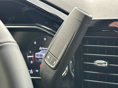 Used 2026 GMC Sierra 1500 Elevation image 33