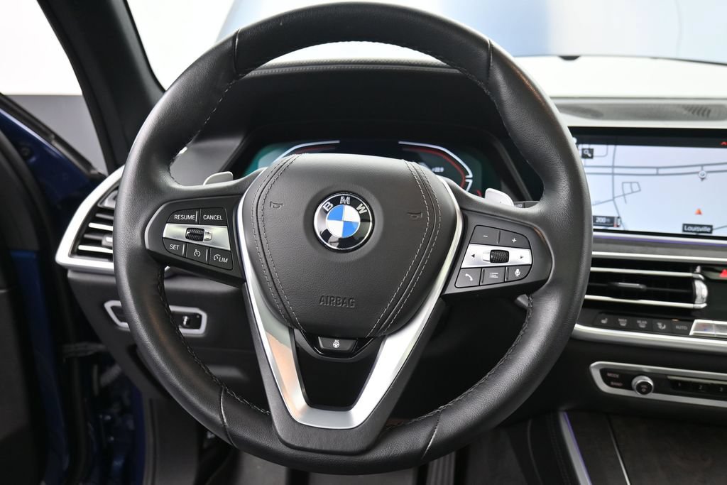 Used 2022 BMW X5 xDrive40i w/ Premium Package AWD/4WD image 11