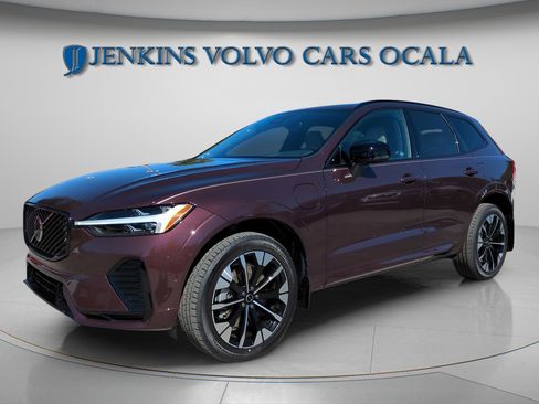 New 2026 Volvo XC60 T8 Plus image 4