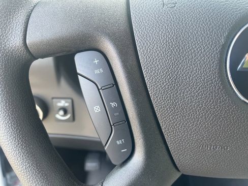 New 2025 Chevrolet Express 3500 Extended w/ Driver Convenience Package RWD image 18