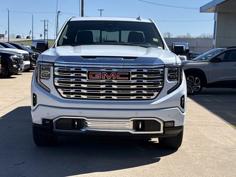 New 2026 GMC Sierra 1500 Denali AWD/4WD image 13