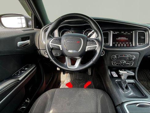 Used 2018 Dodge Charger SXT Plus RWD image 8