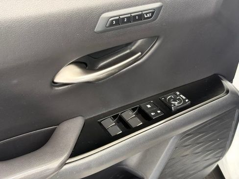 Used 2022 Lexus UX 250h w/ Luxury Package AWD/4WD image 15