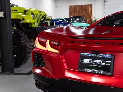 Used 2022 Chevrolet Corvette Stingray Preferred Cpe w/ Z51 Performance Package RWD image 68