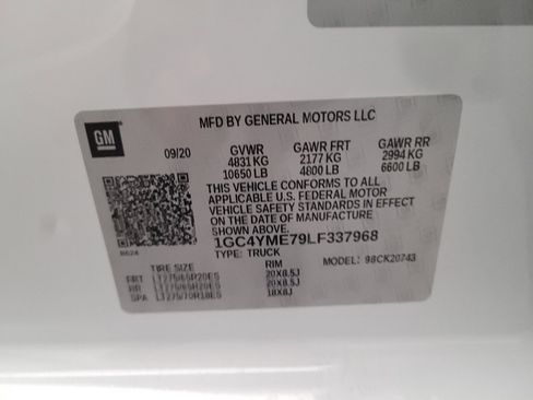 Used 2020 Chevrolet Silverado 2500 Custom w/ Custom Value Package AWD/4WD image 33