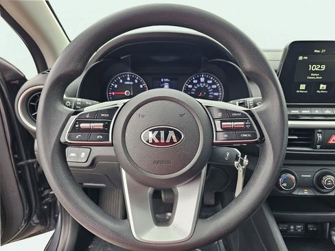 Used 2020 Kia Forte LXS image 19