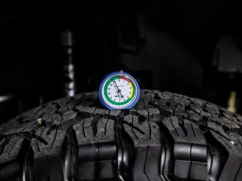 Used 2017 Jeep Wrangler Unlimited Sahara image 36