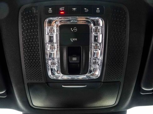 Used 2021 Mercedes-Benz GLS 450 4MATIC image 38