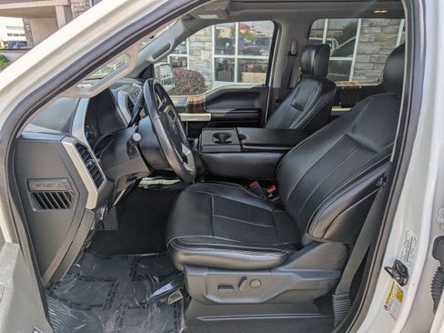Used 2020 Ford F150 Lariat AWD/4WD image 11