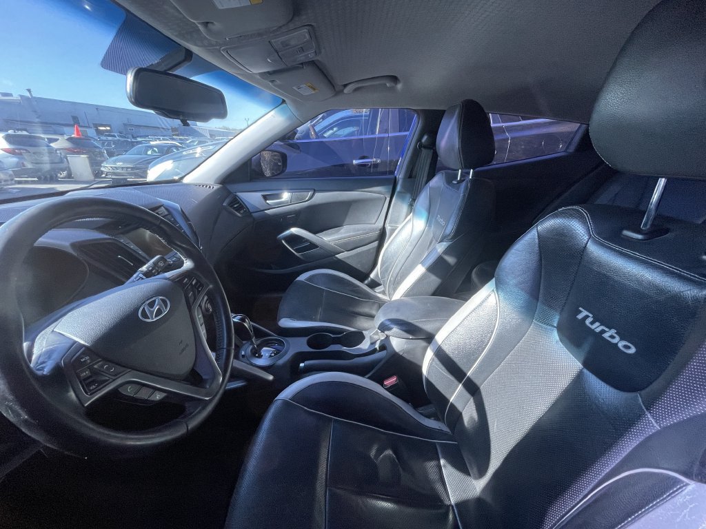 Used 2013 Hyundai Veloster Turbo FWD image 5