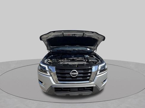 Certified 2024 Nissan Armada SL w/ Captain's Chairs Package AWD/4WD image 31