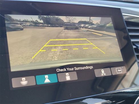 Used 2020 Honda Pilot Touring image 30