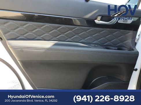 Certified 2022 Hyundai Palisade Calligraphy image 18