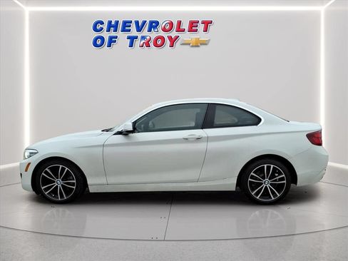 Used 2020 BMW 230i xDrive Coupe w/ Premium Package AWD/4WD image 5