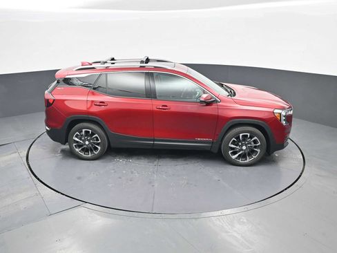 Used 2023 GMC Terrain SLT image 36