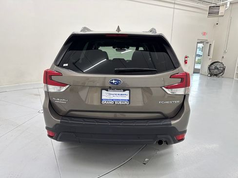 Used 2020 Subaru Forester Limited w/ Popular Package #3 AWD/4WD image 4