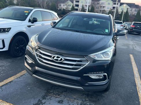 Used 2018 Hyundai Santa Fe Sport w/ 2.4L Value Package 02 image 3