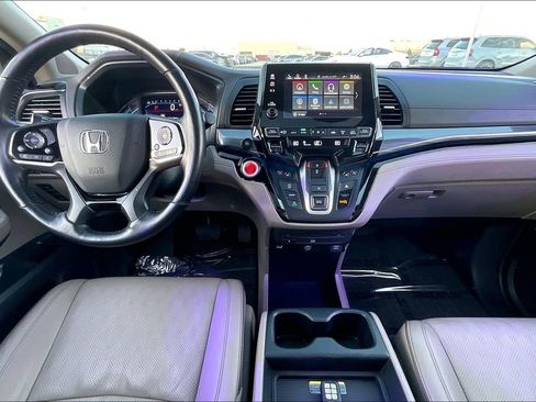 Used 2023 Honda Odyssey Elite image 18