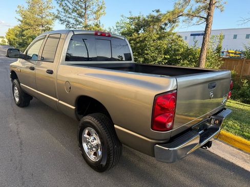 Used 2008 Dodge Ram 2500 Truck SLT w/ Trailer Tow Group AWD/4WD image 3
