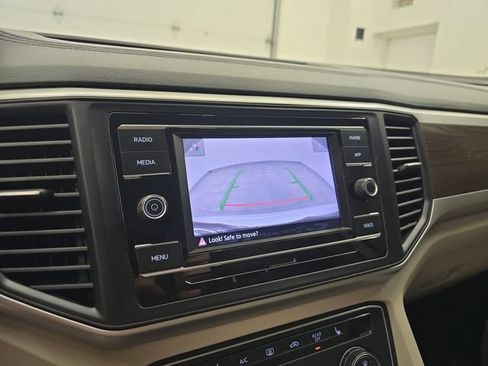 Used 2022 Volkswagen Atlas SE AWD/4WD image 22