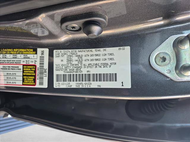 Used 2023 Toyota Sequoia Capstone AWD/4WD image 26