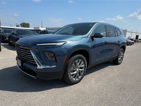 New 2026 Buick Enclave Preferred w/ Power Package image 4