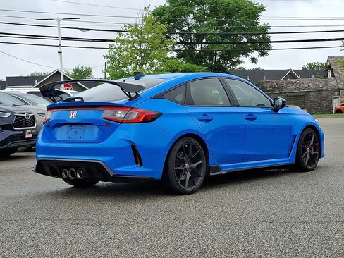 Used 2024 Honda Civic Type R image 5