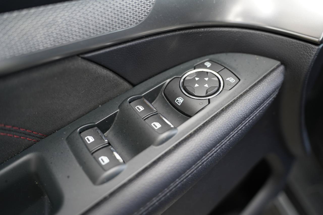 Used 2018 Ford Explorer XLT w/ Equipment Group 202A AWD/4WD image 29