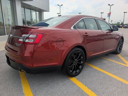 Used 2014 Ford Taurus Limited w/ Equipment Group 301A AWD/4WD image 7