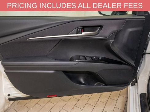 Used 2025 Toyota Camry LE w/ Convenience Package FWD image 11