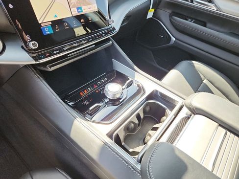 New 2025 Jeep Wagoneer L Series II w/ Convenience Group I image 26