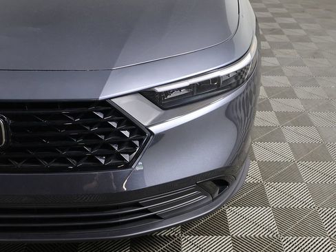 Certified 2025 Honda Accord SE image 14