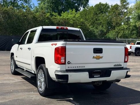 Used 2018 Chevrolet Silverado 1500 High Country AWD/4WD image 5