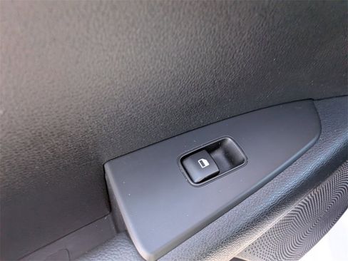 Used 2024 Kia Forte LXS image 27