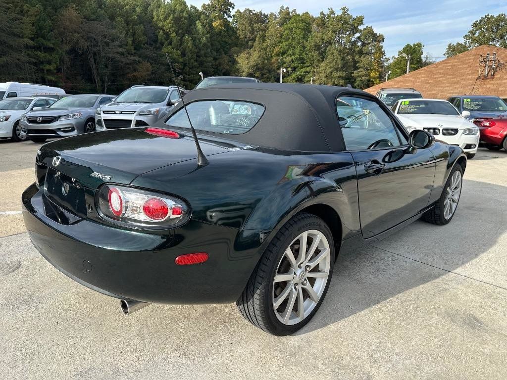 Used 2007 MAZDA MX-5 Miata Touring RWD image 16