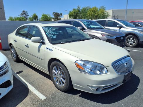 Used 2010 Buick Lucerne CXL FWD image 2