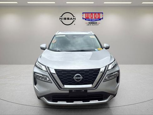 Used 2023 Nissan Rogue Platinum w/ Platinum Premium Package AWD/4WD image 2