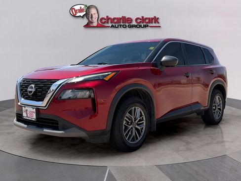 Used 2023 Nissan Rogue S FWD image 1