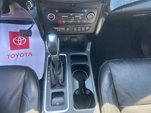 Used 2018 Ford Escape Titanium image 17